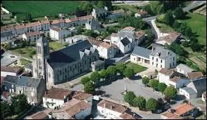 The Deux-Sevrienne commune of Boisme is located in the region ...