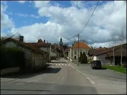 We pass through the Champagne village of Doulevant-le-Chateau. We are in the departement ...