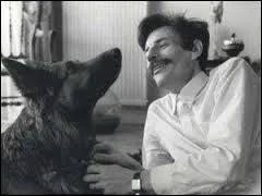 What is the name of the song by Jean Ferrat where he pays tribute to his dog?