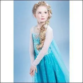 This blond girl looks like :