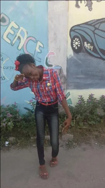 What does Raquel like in a boy?