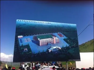 How many schools, orphanages, old age homes and homes for people with disabilities has Jackie built in China?