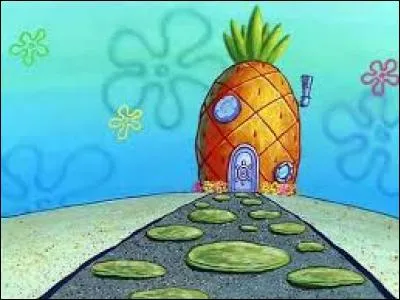 Which cartoon character lives in a pineapple-shaped house?