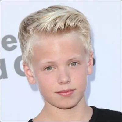 He has a sister, which name is :