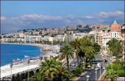 Which city do the English like to visit?