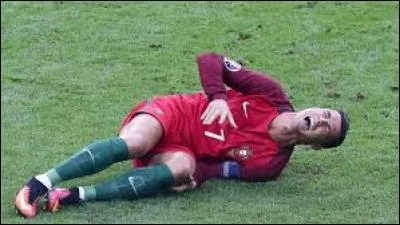Was Ronaldo faking when he hurt his foot at Euro 2016?