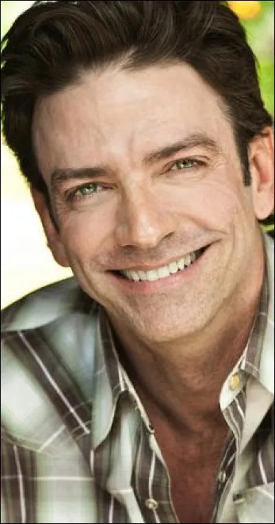 Sacre Murphy, they're all after him!