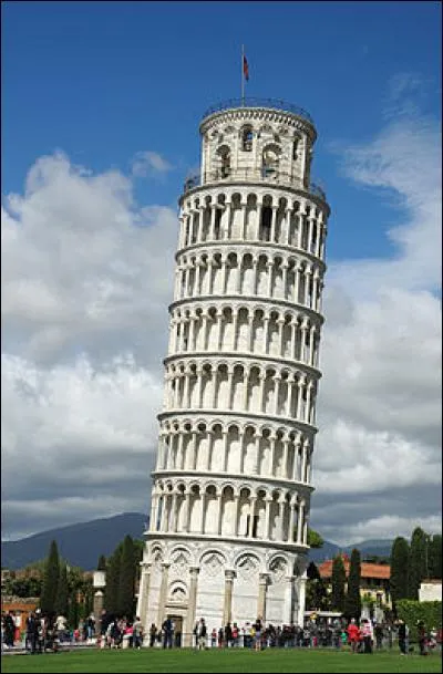 Where is this leaning tower?