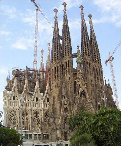 Where can you see the Sagrada Familia?