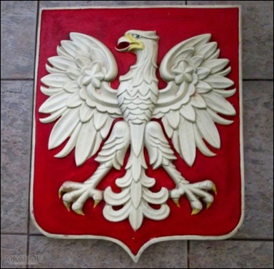 Has Poland got a camel on the national emblem?